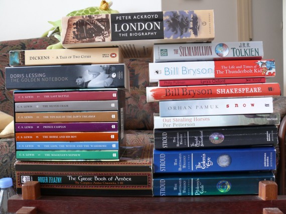 Stack of books: What I'm reading this week